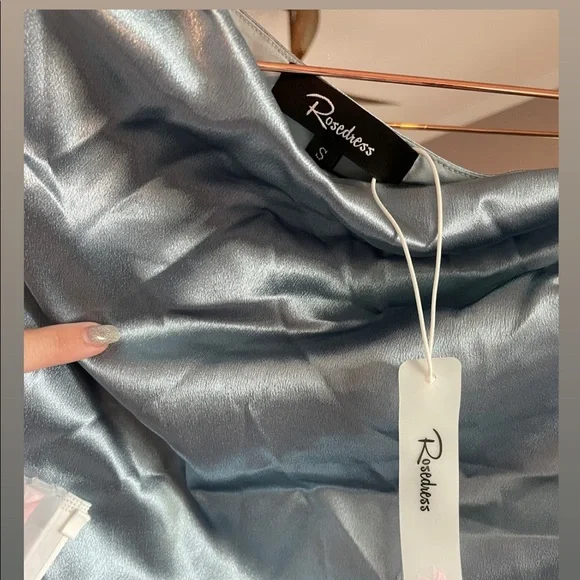 NWT Rosedress - Picture 4 of 5